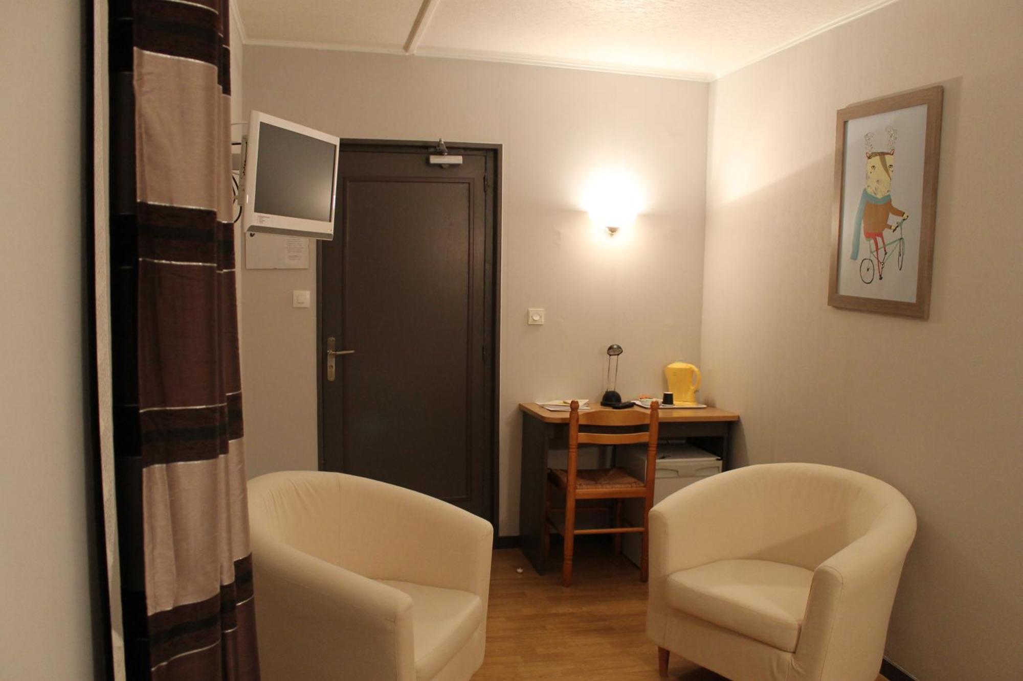 Hotel Les Alpes Allevard Room photo